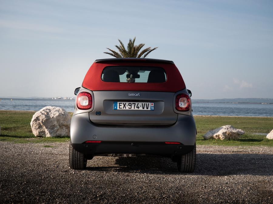  Smart EQ ForTwo Prime Cabrio (A453) 2018 года  (WW) (фото 10 из 18)